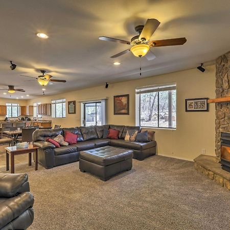 Spacious Pinetop-Lakeside Home With Hot Tub And Grill! Екстер'єр фото