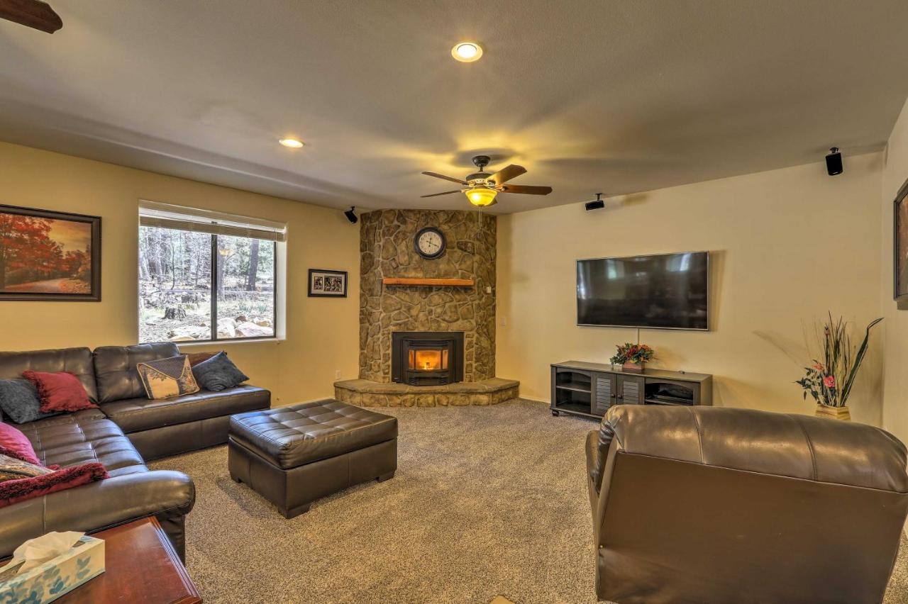 Spacious Pinetop-Lakeside Home With Hot Tub And Grill! Екстер'єр фото