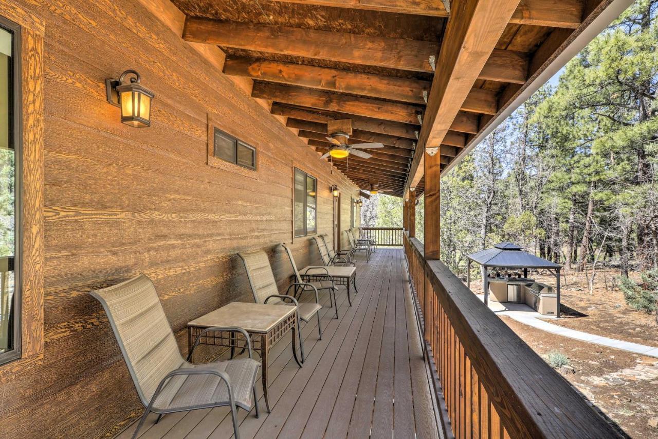 Spacious Pinetop-Lakeside Home With Hot Tub And Grill! Екстер'єр фото
