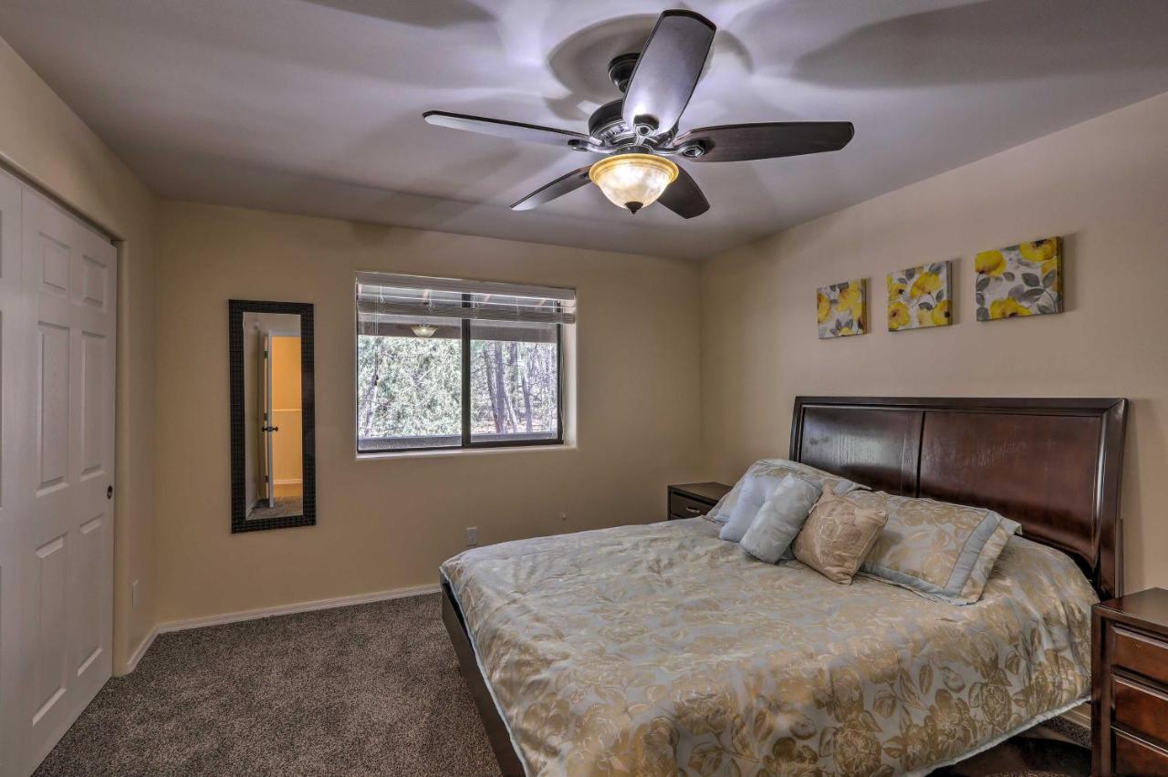 Spacious Pinetop-Lakeside Home With Hot Tub And Grill! Екстер'єр фото