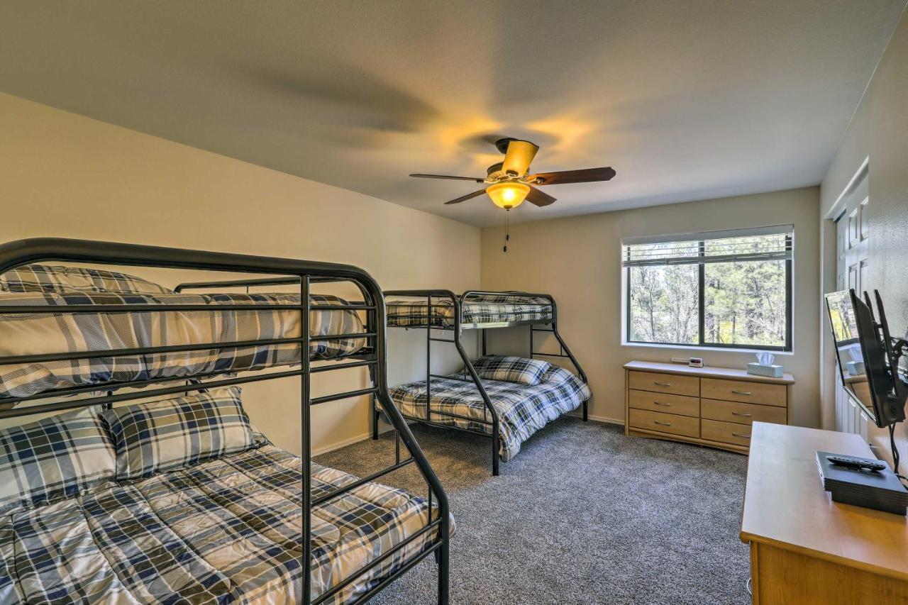 Spacious Pinetop-Lakeside Home With Hot Tub And Grill! Екстер'єр фото