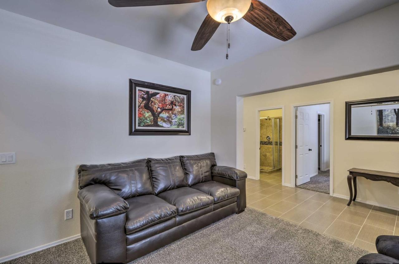 Spacious Pinetop-Lakeside Home With Hot Tub And Grill! Екстер'єр фото