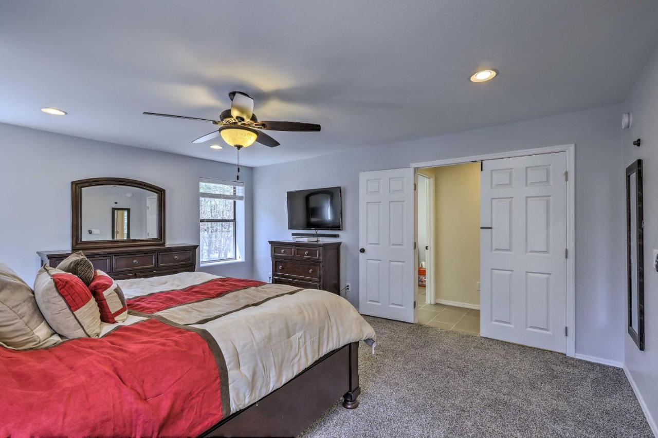 Spacious Pinetop-Lakeside Home With Hot Tub And Grill! Екстер'єр фото